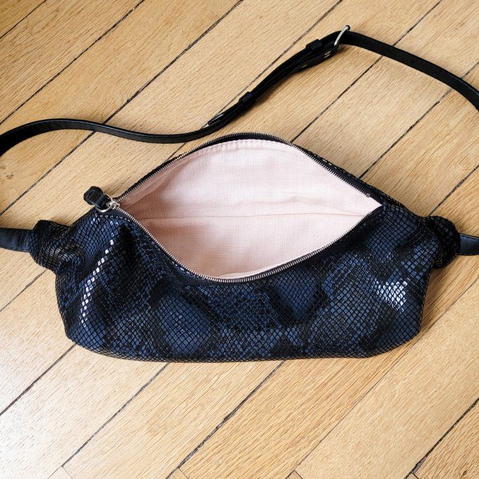 sac banane cuir python