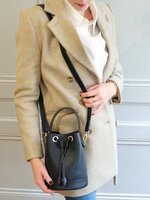 sac seau en cuir bleu marine